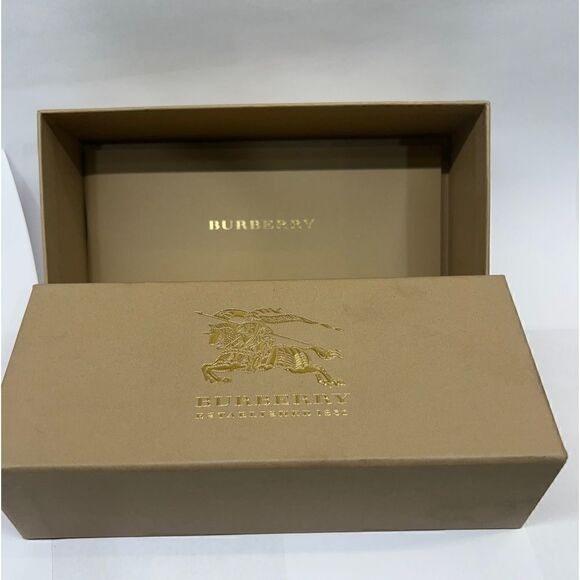 Burberry Glasses case, box, and booklet - Picture 2 of 3